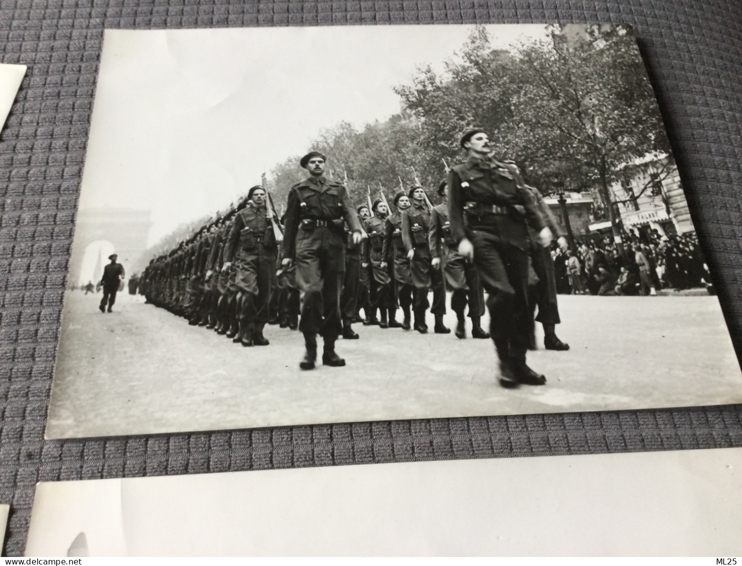 Photos Défilé Militaire 11 Novembre 1944 Paris - Documenten