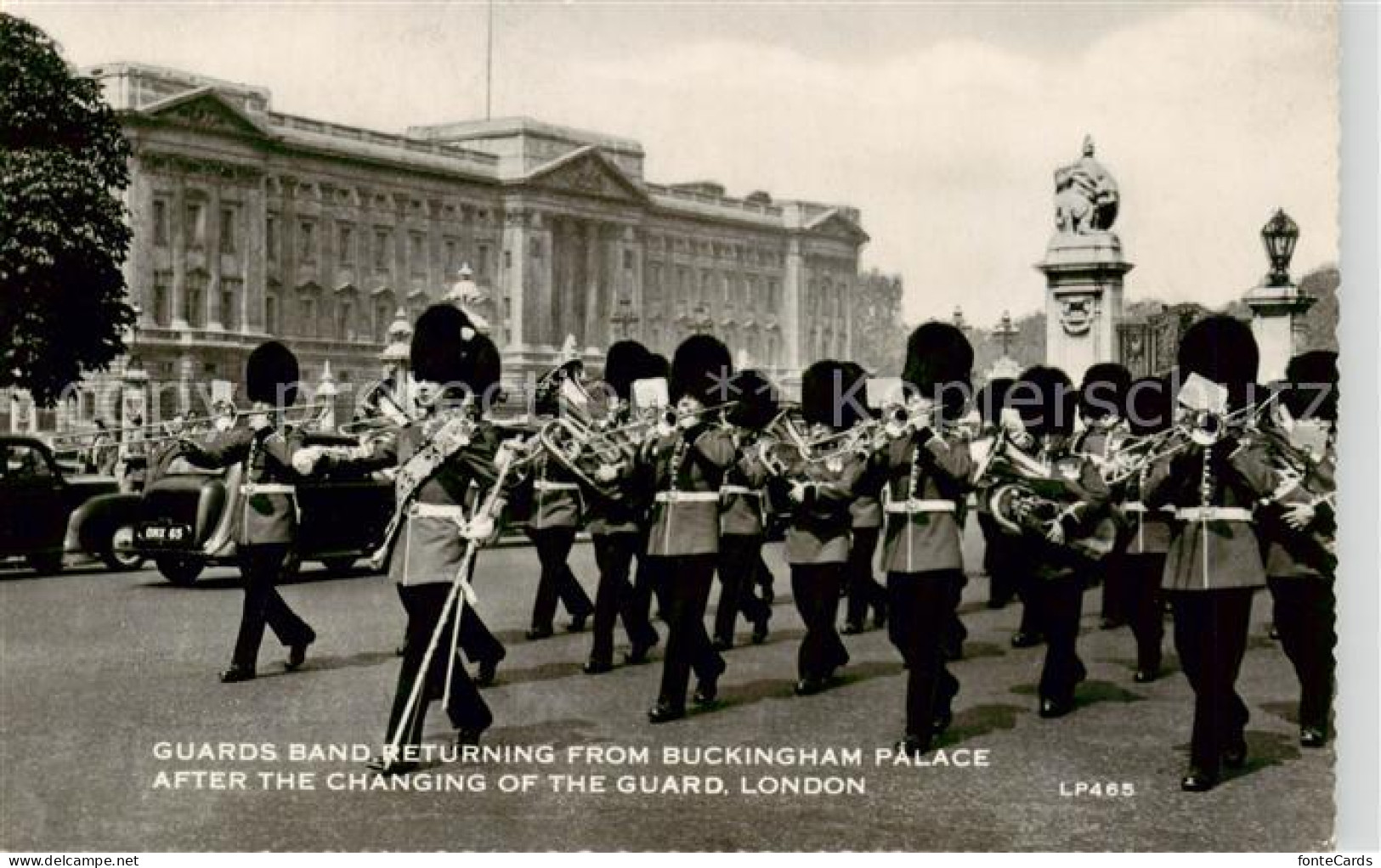 73889869 Buckingham__Palace_London_UK Guards - Other & Unclassified