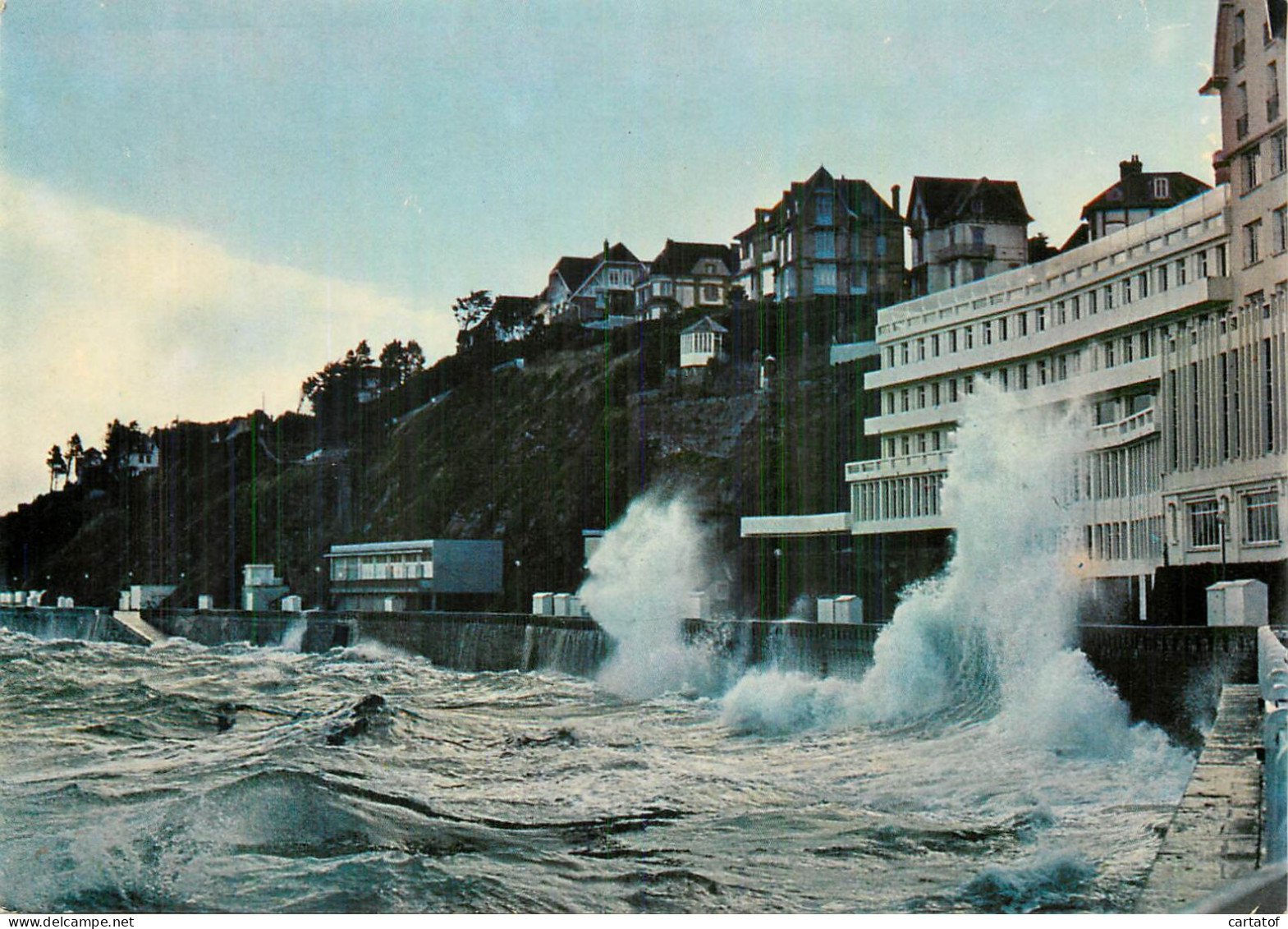 GRANVILLE . Coups De Vent à Marée Haute - Granville