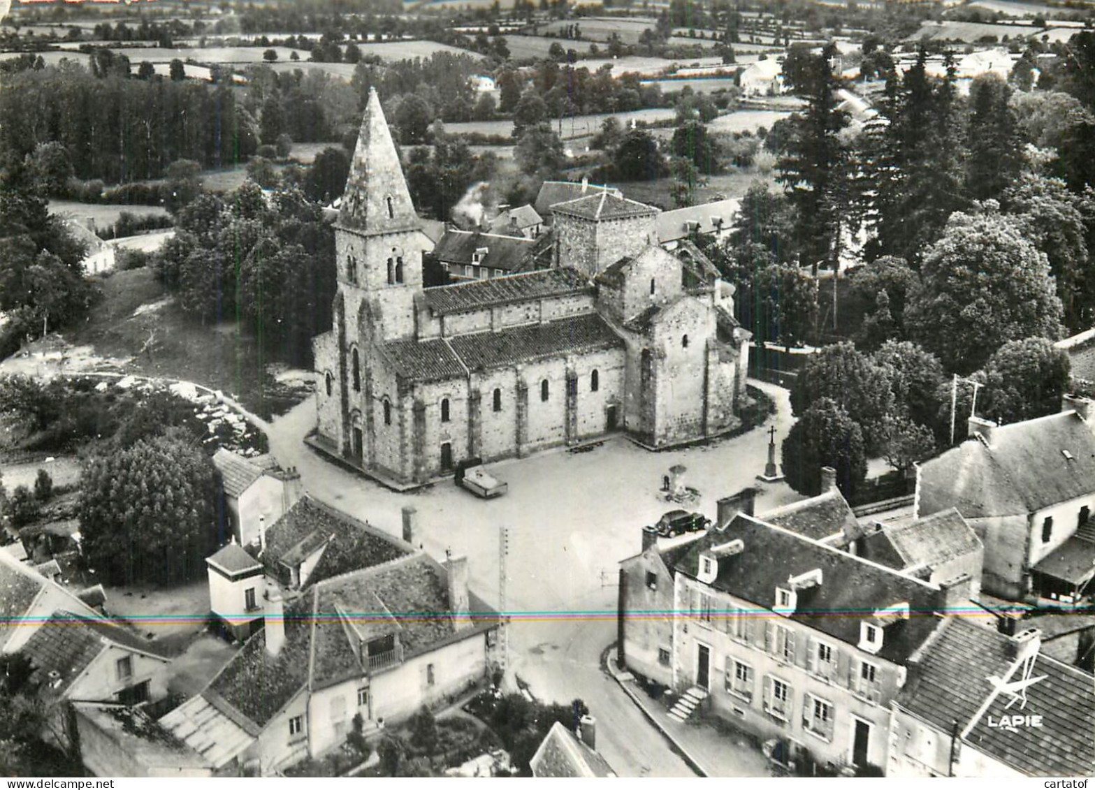 En Avion Au Dessus De SAINT DESIRE . Eglise  - Andere & Zonder Classificatie