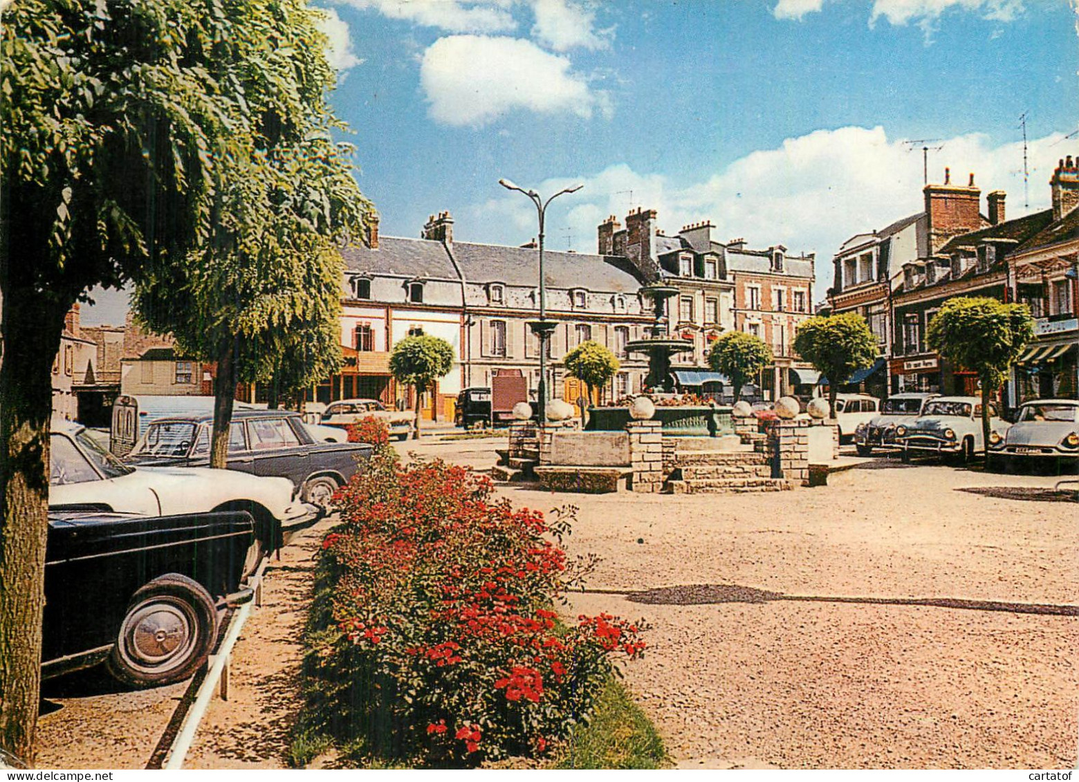 SAINT PIERRE SUR DIVES . Place De L'Hôtel De Ville  - Sonstige & Ohne Zuordnung