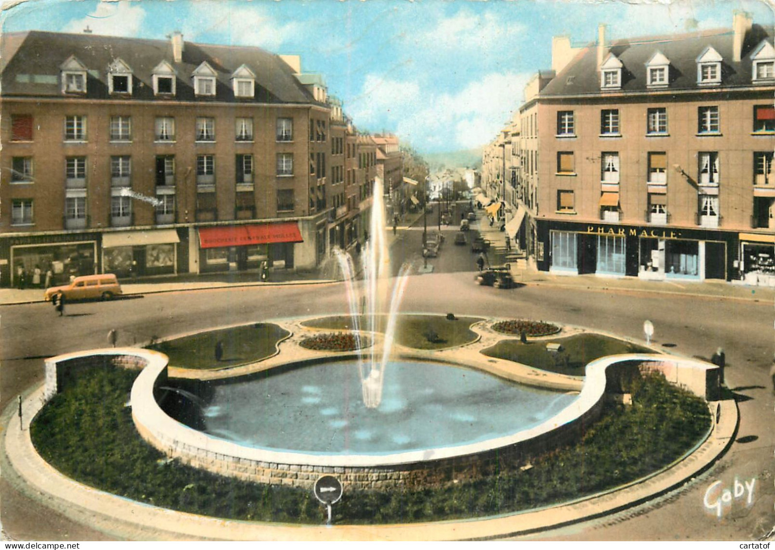 FLERS DE L'ORNE . Place Centrale Et Rue Du 6 Juin - Flers