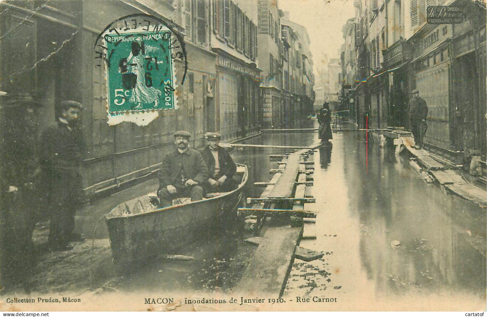 MACON . Inondations De Janvier 1910 . Rue Carnot - Macon