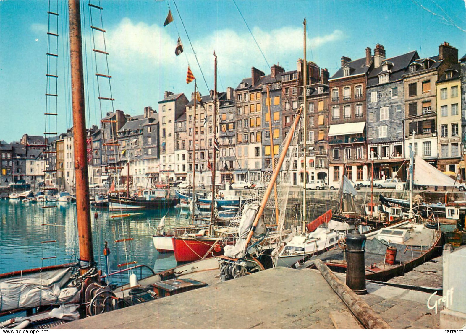 HONFLEUR . Le Quai Ste-Catherine Et Ses Vieilles Maisons - Honfleur