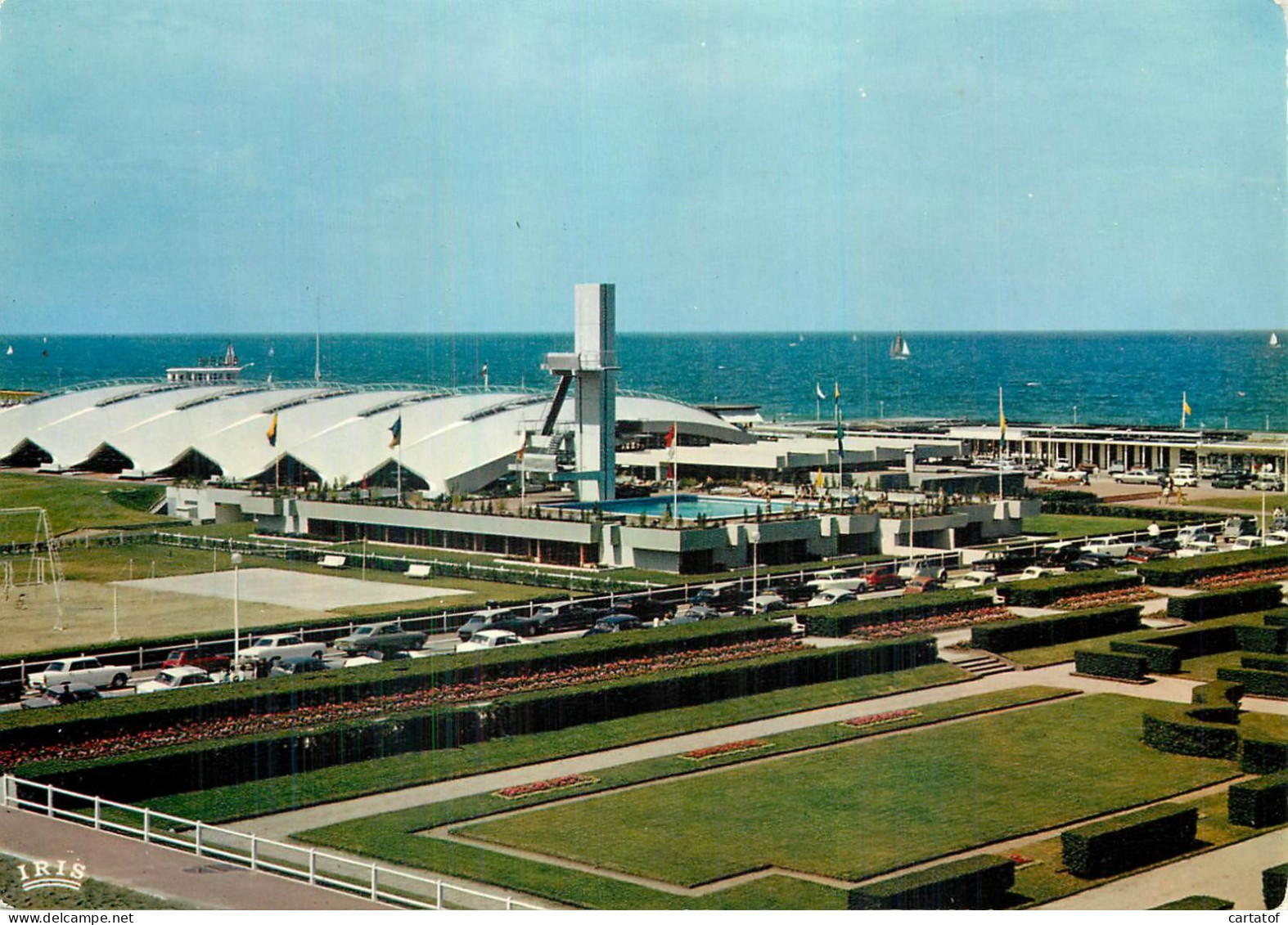 DEAUVILLE . Les Jardins Du Casino Et La Piscine - Deauville