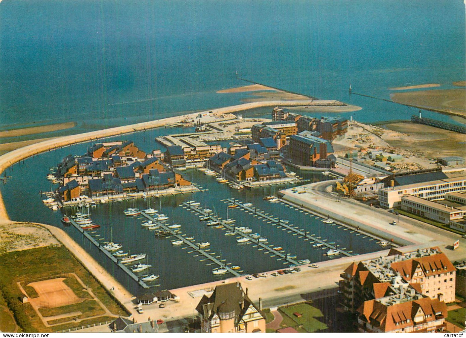 En Avion Au Dessus De PORT DEAUVILLE - Deauville