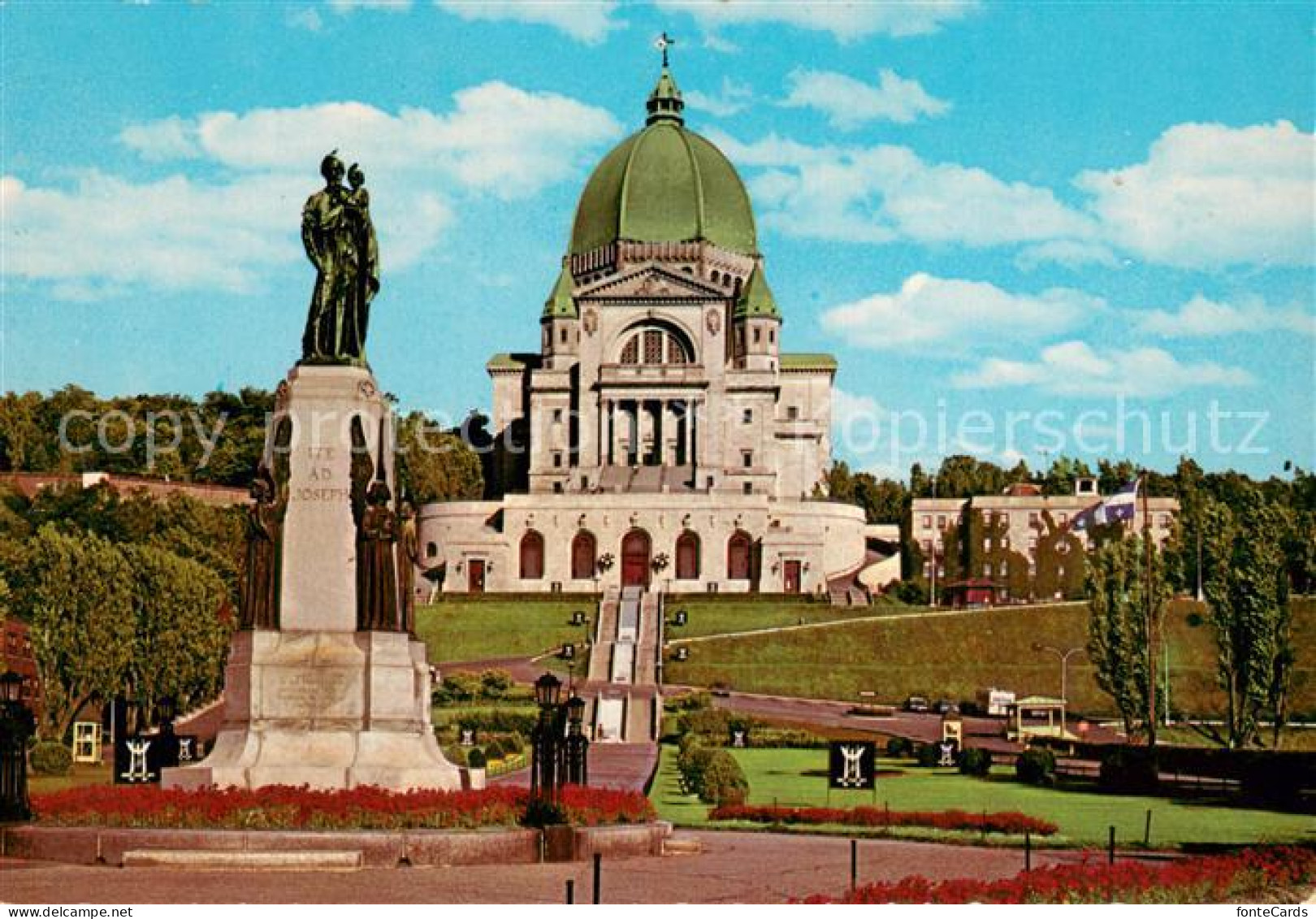 73783297 Montreal Quebec St Josephs Oratory A Statue Of Saint Joseph Montreal Qu - Unclassified