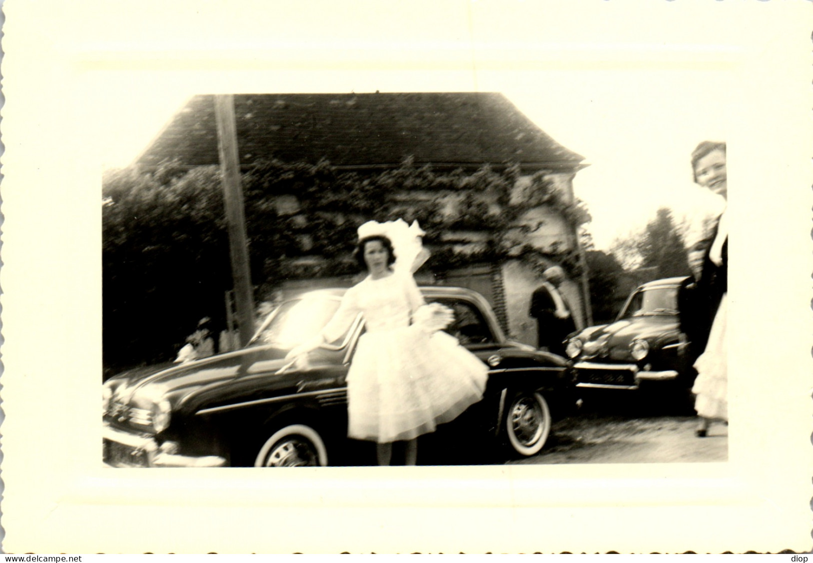 Photographie Photo Vintage Snapshot Amateur Automobile Moutiers Au Perche Orne - Automobiles