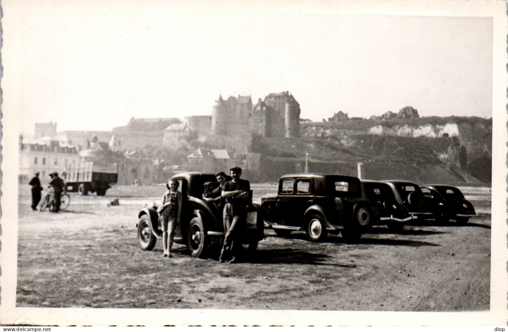 Photographie Photo Vintage Snapshot Amateur Automobile Voiture Auto &agrave; Situer  - Automobile