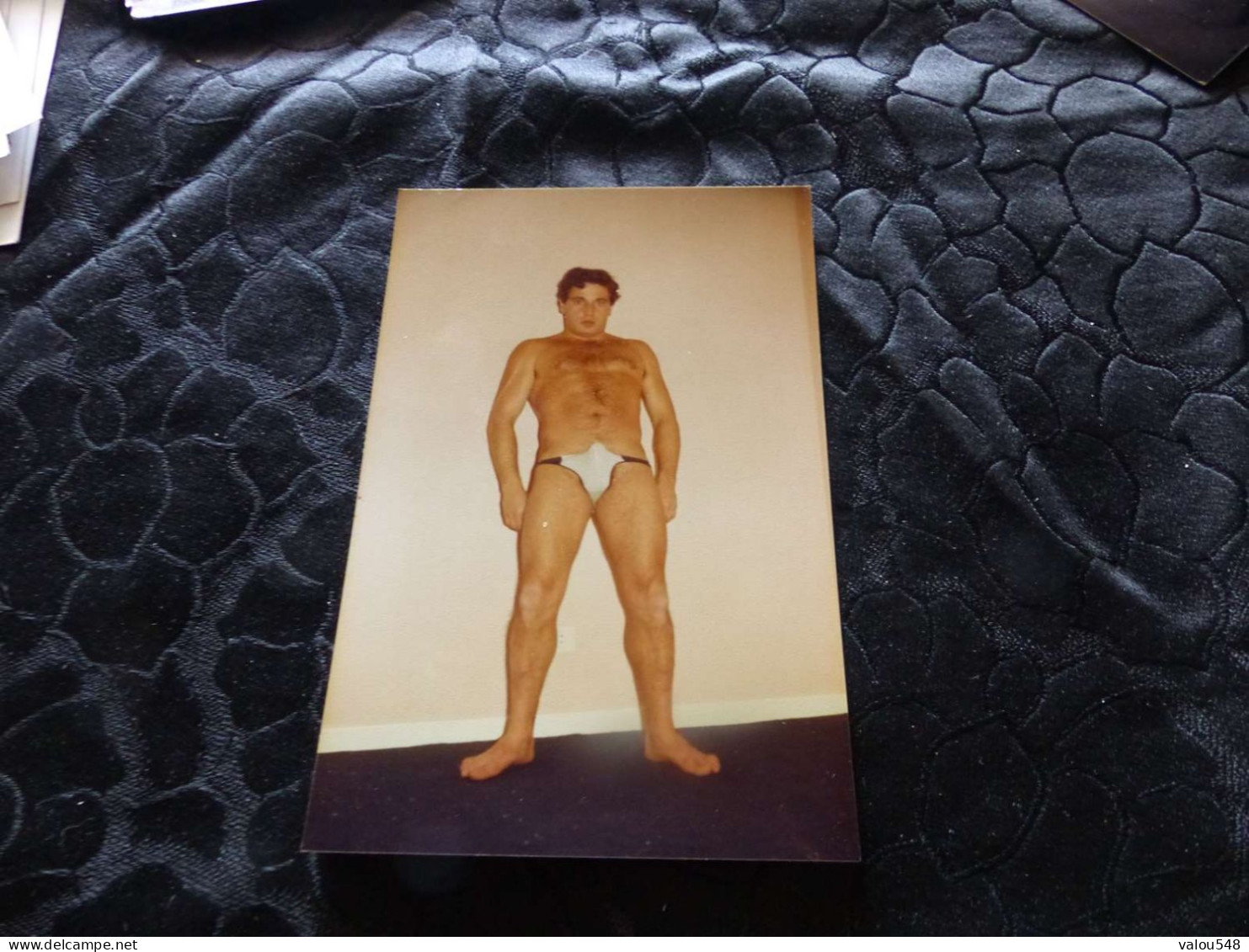 P-601 , Photo,  Jeune Homme Gay En Slip Prenant La Pose,  Circa 1970 - Anonyme Personen