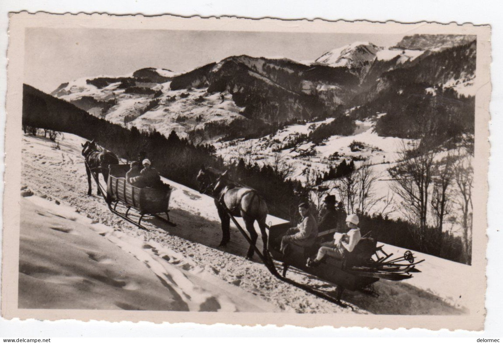 CPSM Photo Megève Haute Savoie 74 Sports D'hiver Une Partie De Traineau En Route Vers Bellecombe éditeur Morand - Megève