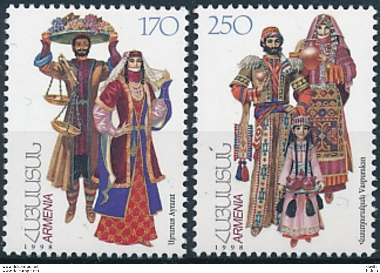 Mi 339-40 MNH ** Traditional Folk Costumes Trachten - Armenië