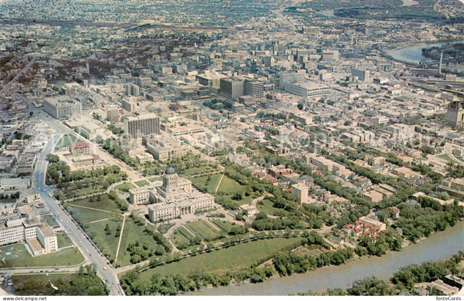 73744841 Winnipeg Aerial View With The Impressive Legilsative Building In The Fo - Ohne Zuordnung