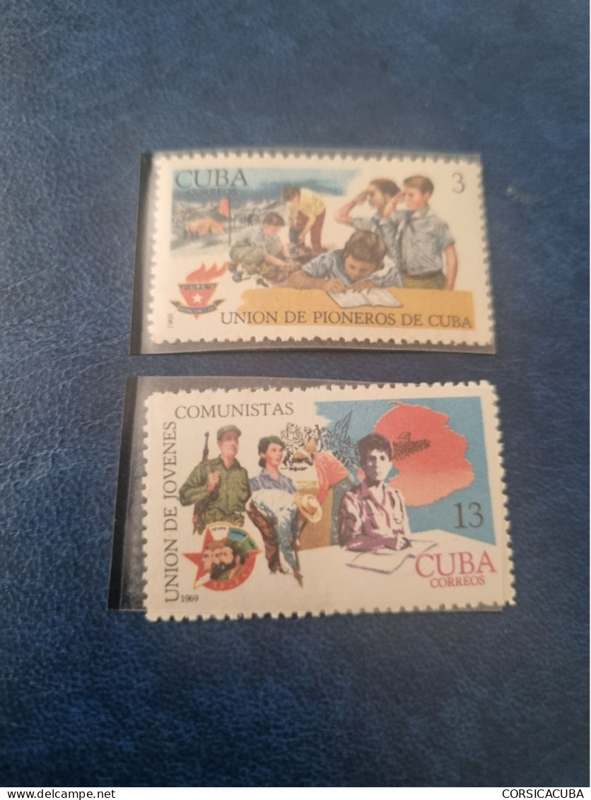 CUBA  NEUF  1969   PIONEROS  Y  JOVENES  COMUNISTAS  //  PARFAIT  ETAT  //  1er  CHOIX  // - Neufs
