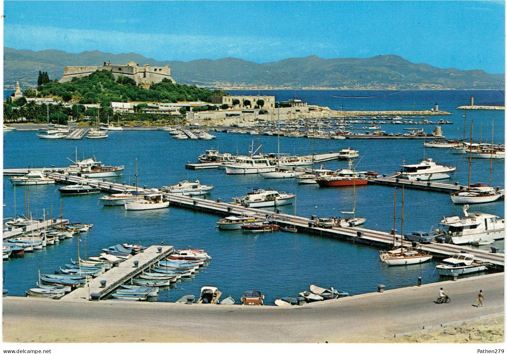 CPM FRANCE 06 ALPES-MARITIMES ANTIBES - Le Nouveau Port De Plaisance - Au Fond Le Fort Carré - Altri & Non Classificati