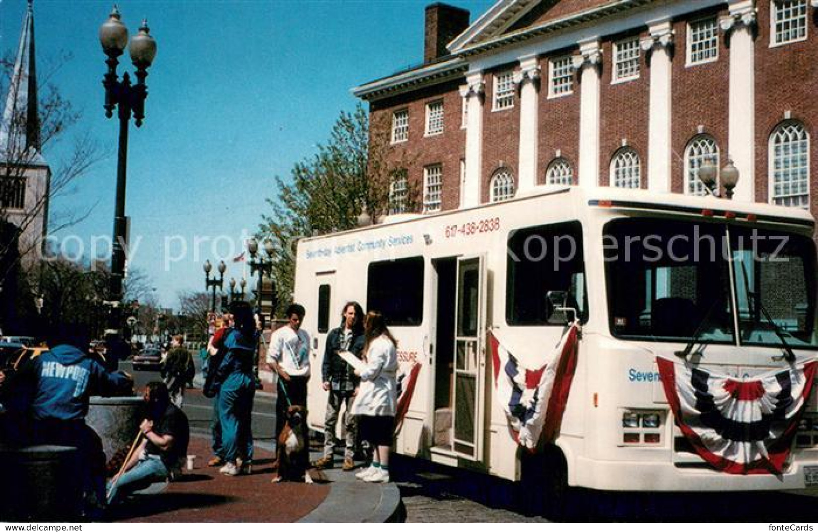 73714092 Boston_Massachusetts The New Blood Pressure Screening Van At Harvard Sq - Sonstige & Ohne Zuordnung