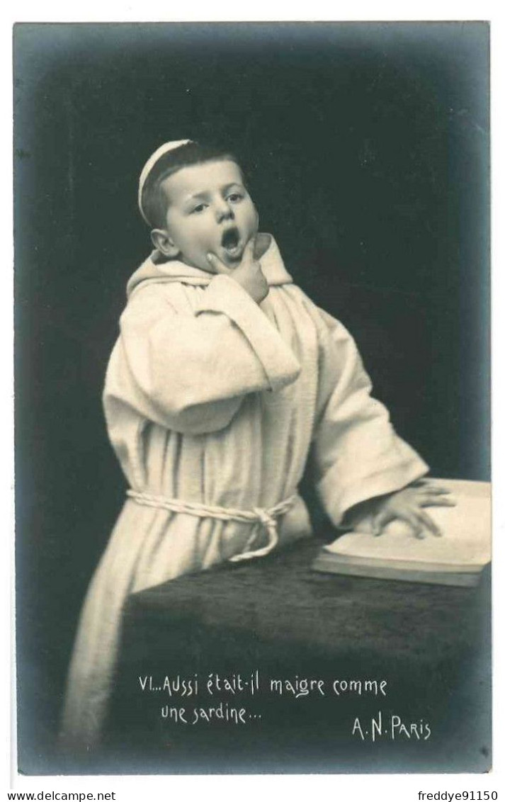 CPA / PHOTO . Enfant Le Petit Prédicateur . Petit Moine . N° VI . Edit : A.N - Portretten