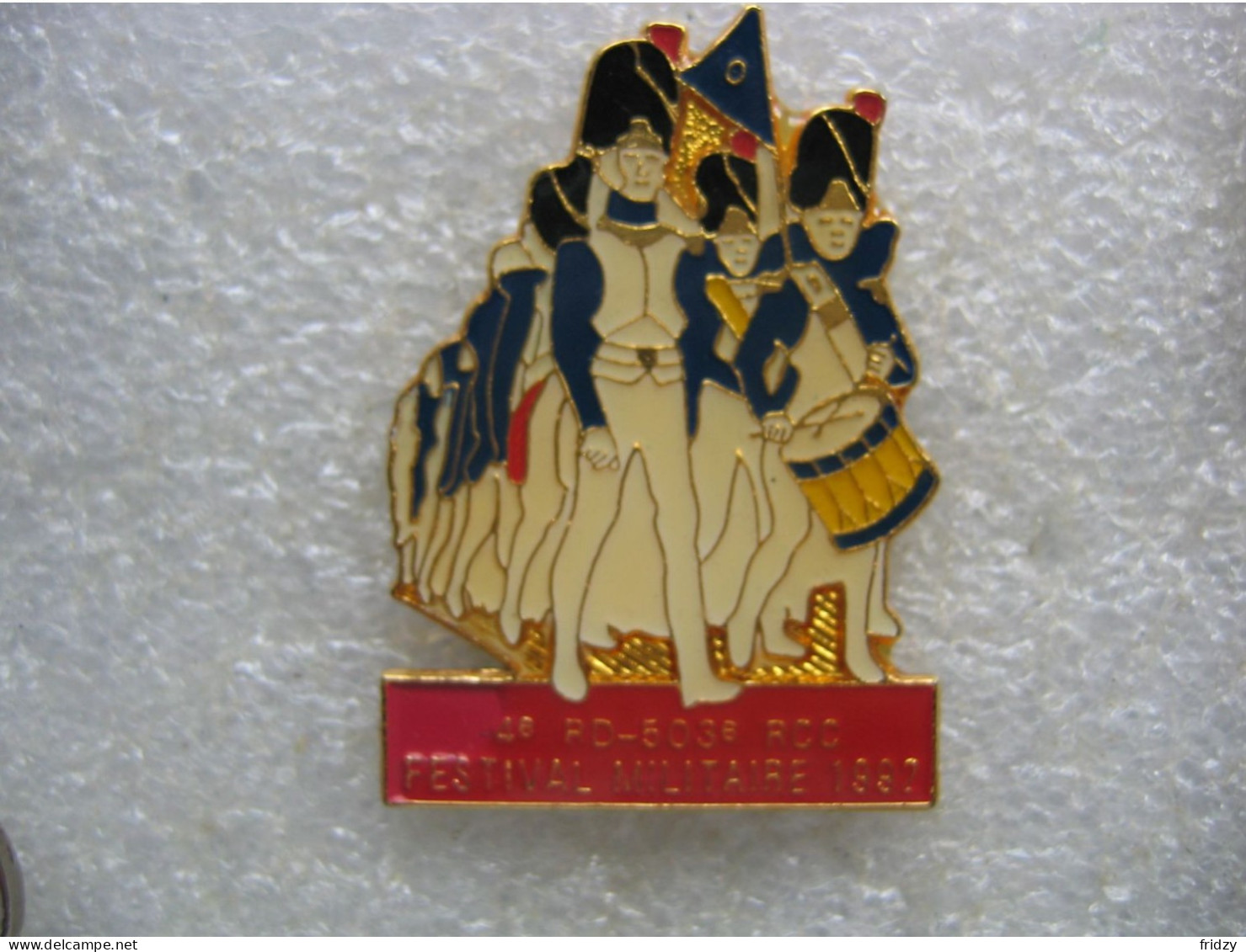 Pin's Du Festival Militaire En 1992 Du 4e RD-503e RCC - Militaria