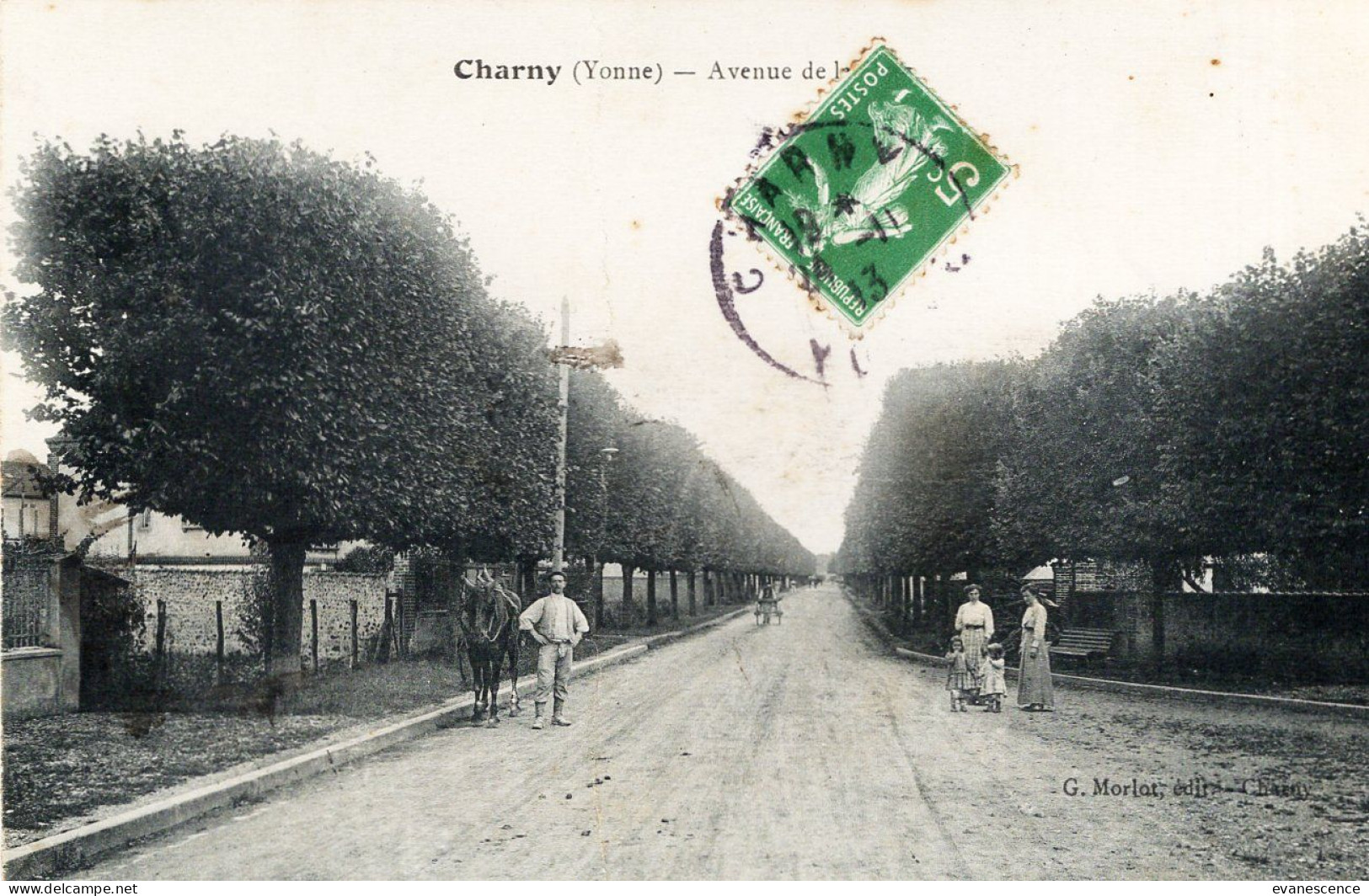 89 :  Charny : Avenue ;;; (trace Pli Vertical)  ///  Ref. Mai 24 ///  N° 29.709 - Charny