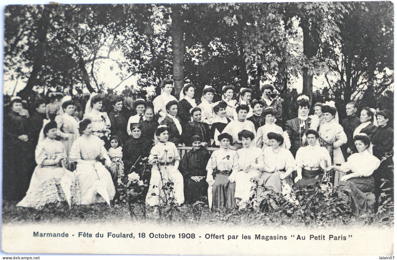 C. P. A. : 47 : MARMANDE : Fête Du FOULARD, 18 Octobre 1908, Offert Par Les Magasins "Au Petit Paris", Timbre En 1909 - Marmande