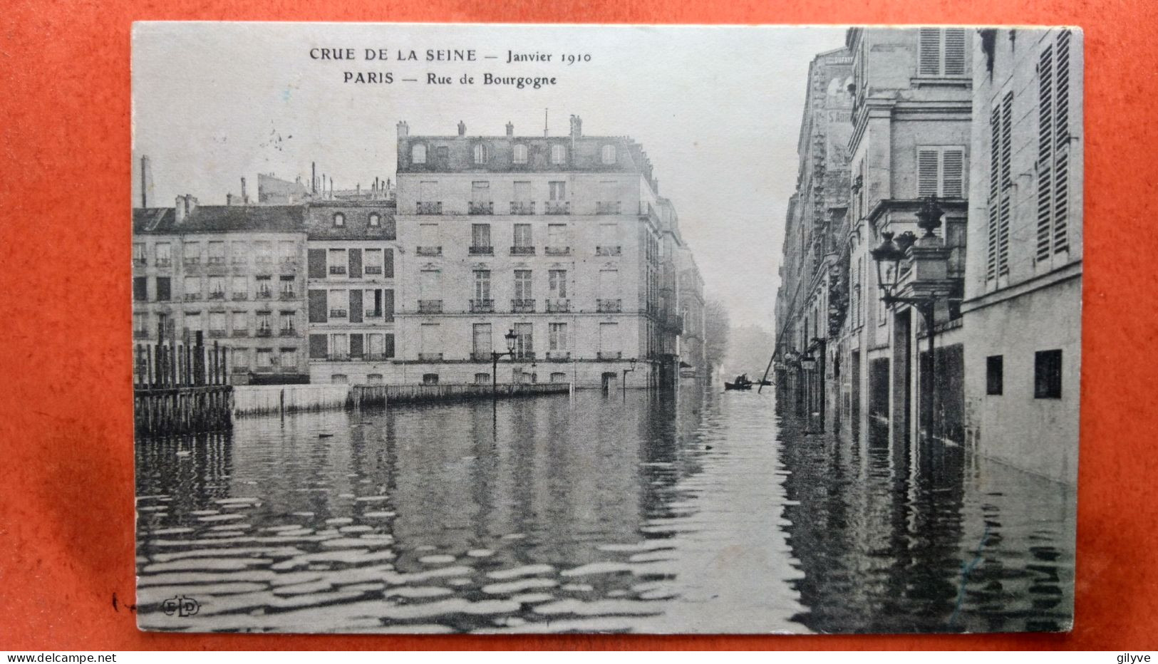 CPA (75) Crue De La Seine.1910. Paris. Rue De Bourgogne. (7A.726) - Paris Flood, 1910