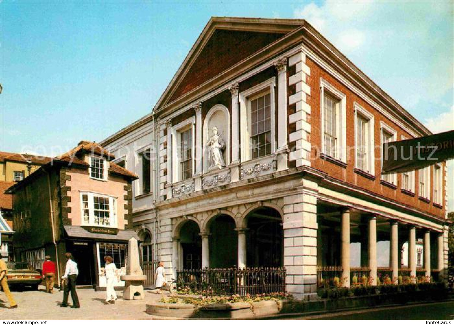 72861728 Windsor Berkshire Guildhall And Crooked House  - Sonstige & Ohne Zuordnung