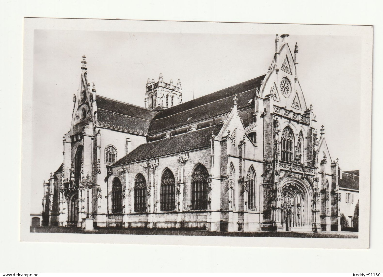 01 . Bourg . Eglise De Brou . N°1 . Edit : Service Commercial Monuments Historiques - Brou - Kerk