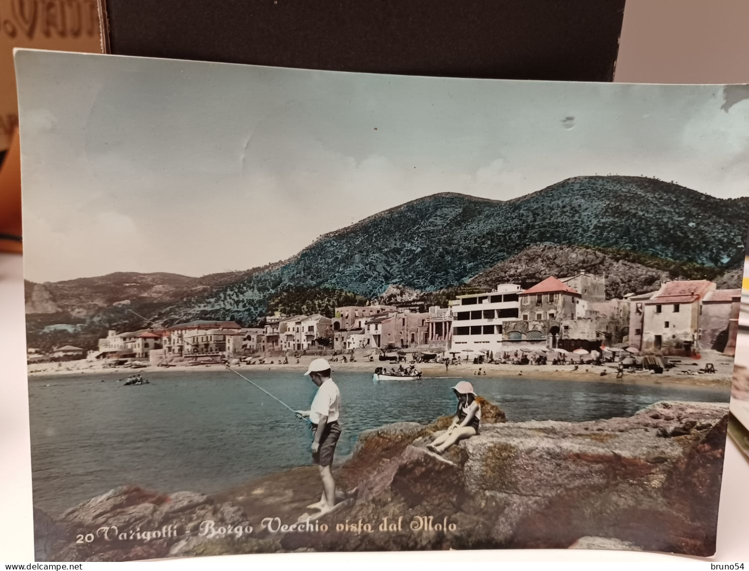 Cartolina Varigotti è Una Frazione Di Finale Ligure In Provincia Di Savona, Borgo Vecchio Visto Dal Molo 1954 - Genova (Genua)