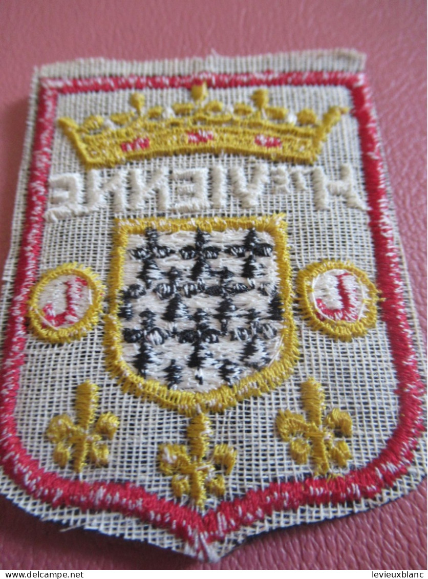 Ecusson Tissu Ancien / Haute Vienne  / Limousin   / Vers 1960-1980                    ET687 - Blazoenen (textiel)