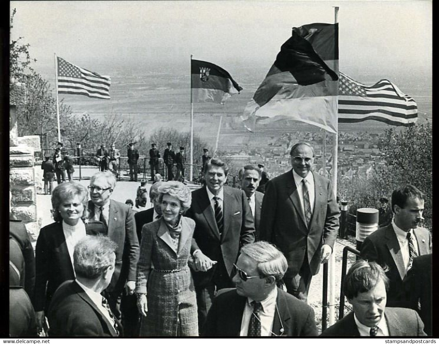 Ronald And Nancy Reagan USA Helmut Kohl Germany Hambach Castle Deutschland 1985 Original EPA Press Photo - Célébrités