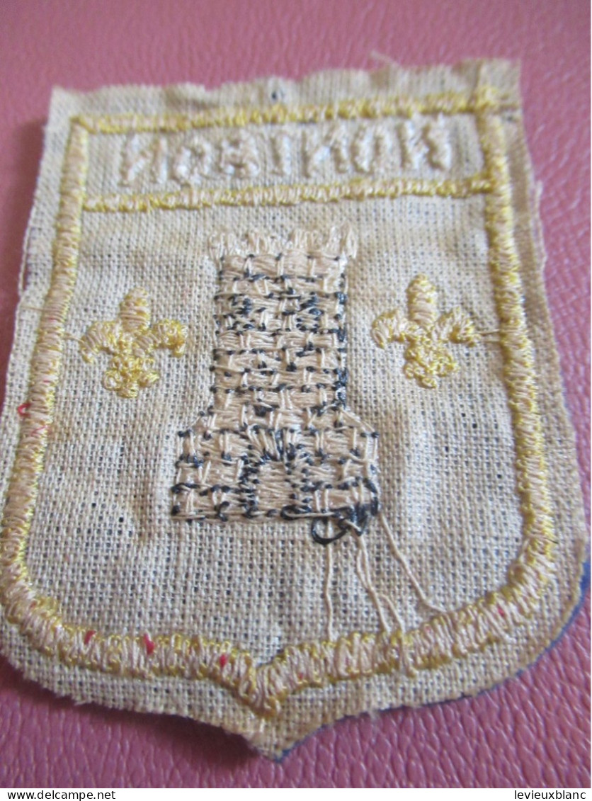 Ecusson Tissu Ancien / NONTRON  / Dordogne   / Vers 1960-1980                    ET688 - Patches