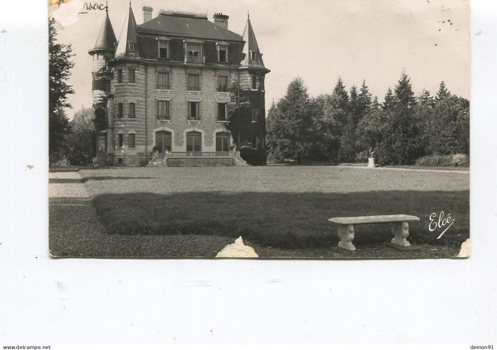 CPSM PF - PODENSAC - Le Château Et Le Parc De La Maison De Retraite - Etat - - Other & Unclassified