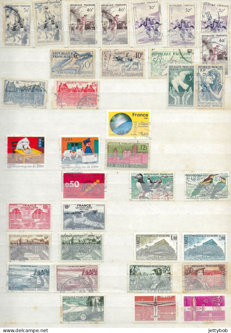 FRANCE Collection Of 800+ Stamps1930s - C2000in 32 Sided Stockbook Some Duplication, Mainly Used - Collections