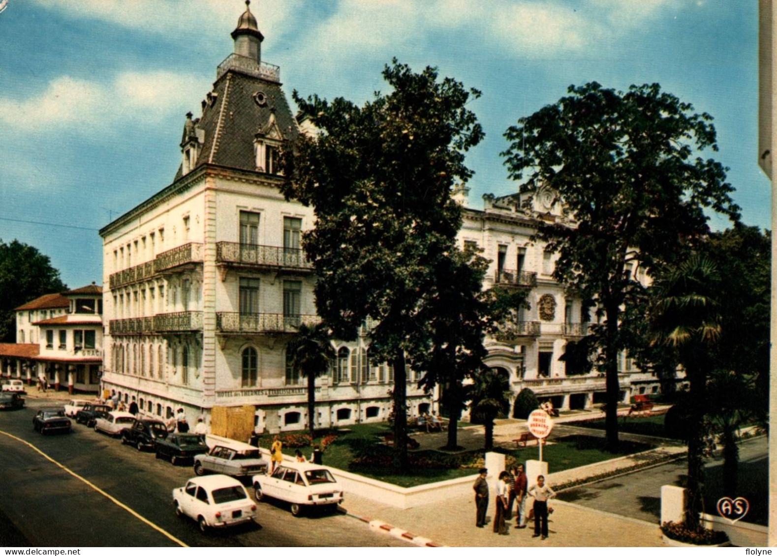 Dax - Rue Et L'hôtel Des Thermes - Automobile Voiture Ancienne - Dax