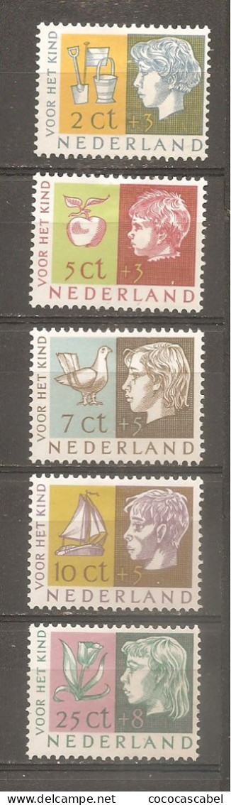 Holanda-Holland  Nº Yvert  613-17 (MH/*) - Unused Stamps