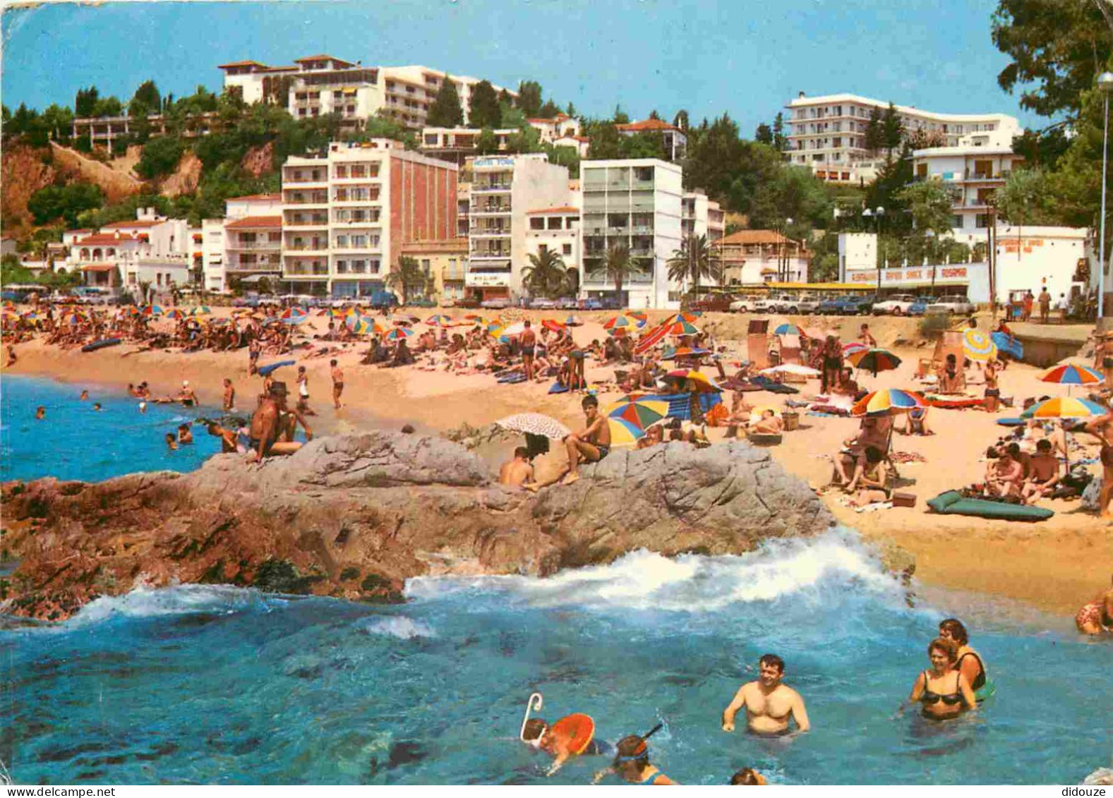 Espagne - Espana - Cataluna - Costa Brava - Lloret De Mar - Vista Parcial De La Playa Y Poblocion - Vue Partielle De La  - Gerona