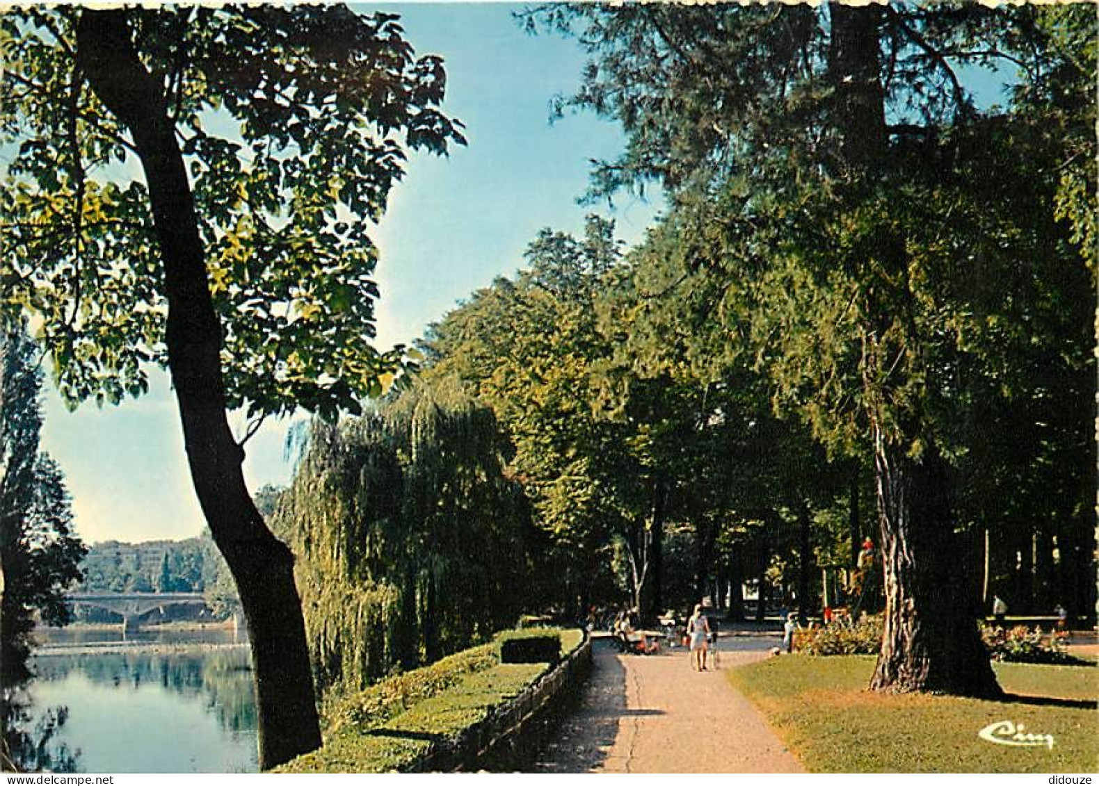 25 - Besançon - Le Parc Micaud - CPM - Voir Scans Recto-Verso - Besancon
