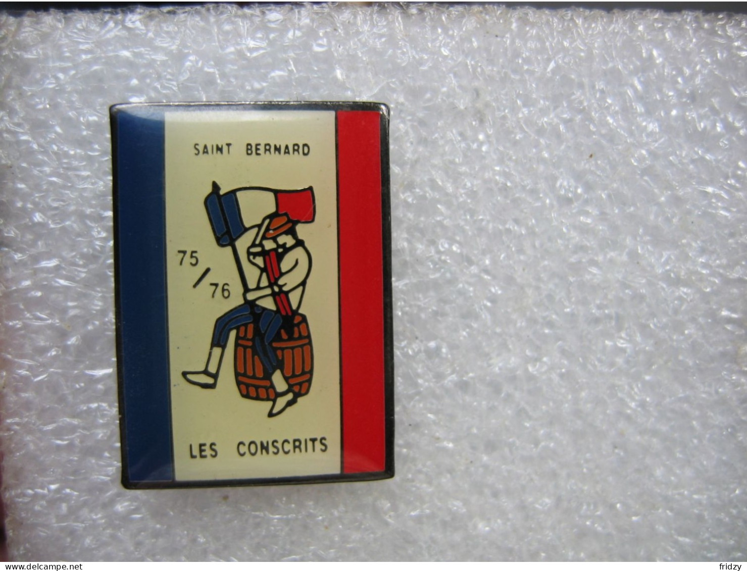 Pin's Des Conscrits De St Bernard 75/76 - Other & Unclassified