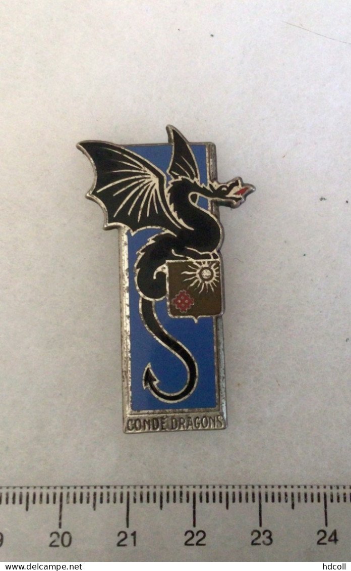 FRANCE ABC ARME BLINDÉE CAVALERIE Insigne 2e Régiment De DRAGONS Condé Dragons - 1939-45