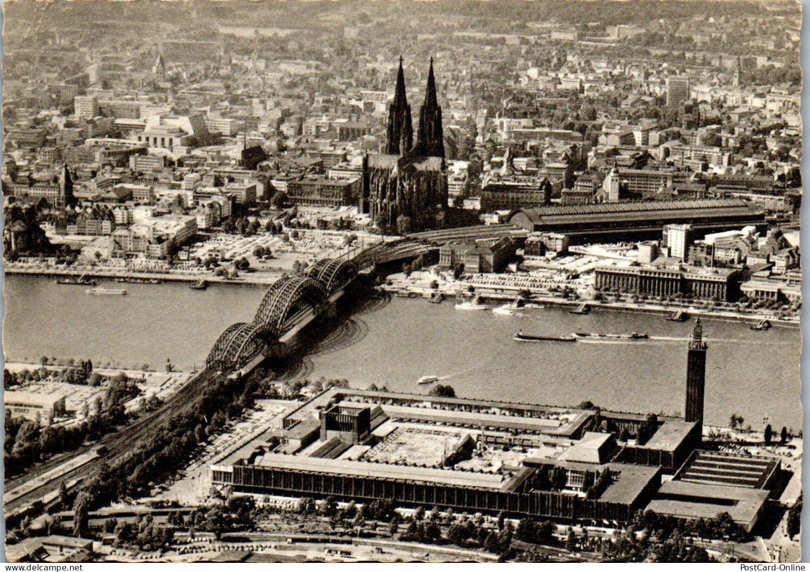 51533 - Deutschland - Köln , Am Rhein , Hohenzollernbrücke Und Messegelände - Gelaufen  - Koeln