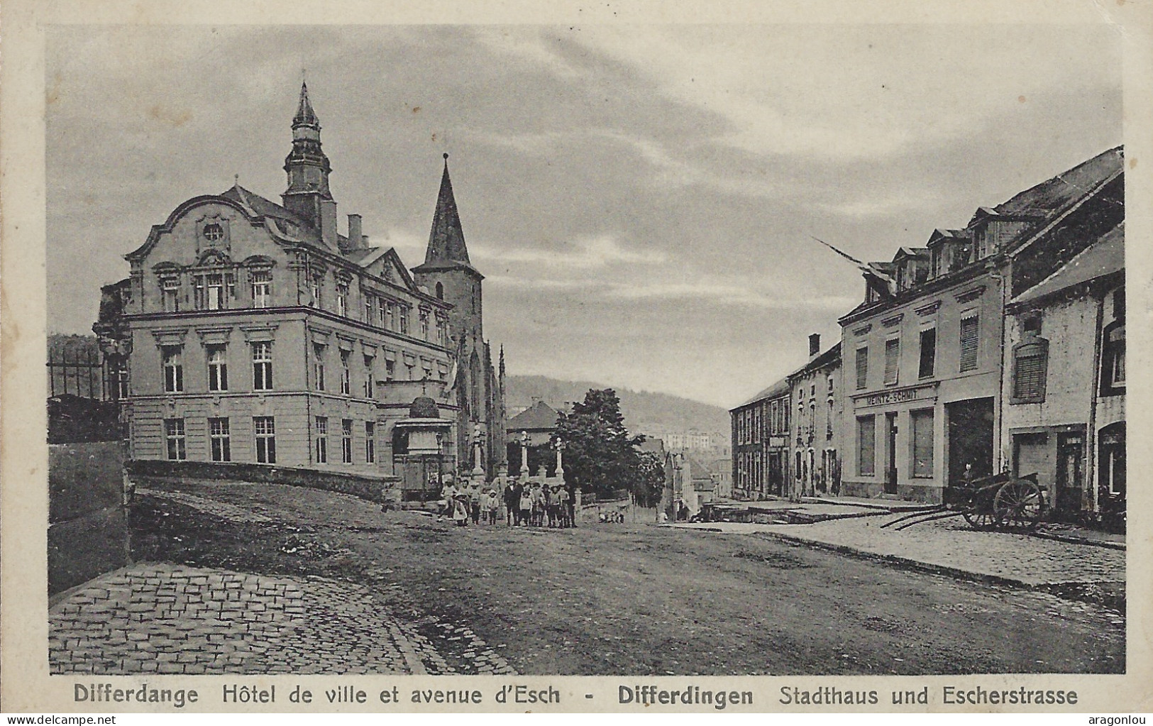 Luxembourg - Luxemburg - DIFFERDANGE  -  HÔTEL DE VILLE ET AVENUE D'ESCH  -  Papiers En Gros  P.Houstraas , Luxbg-Gare - Differdingen