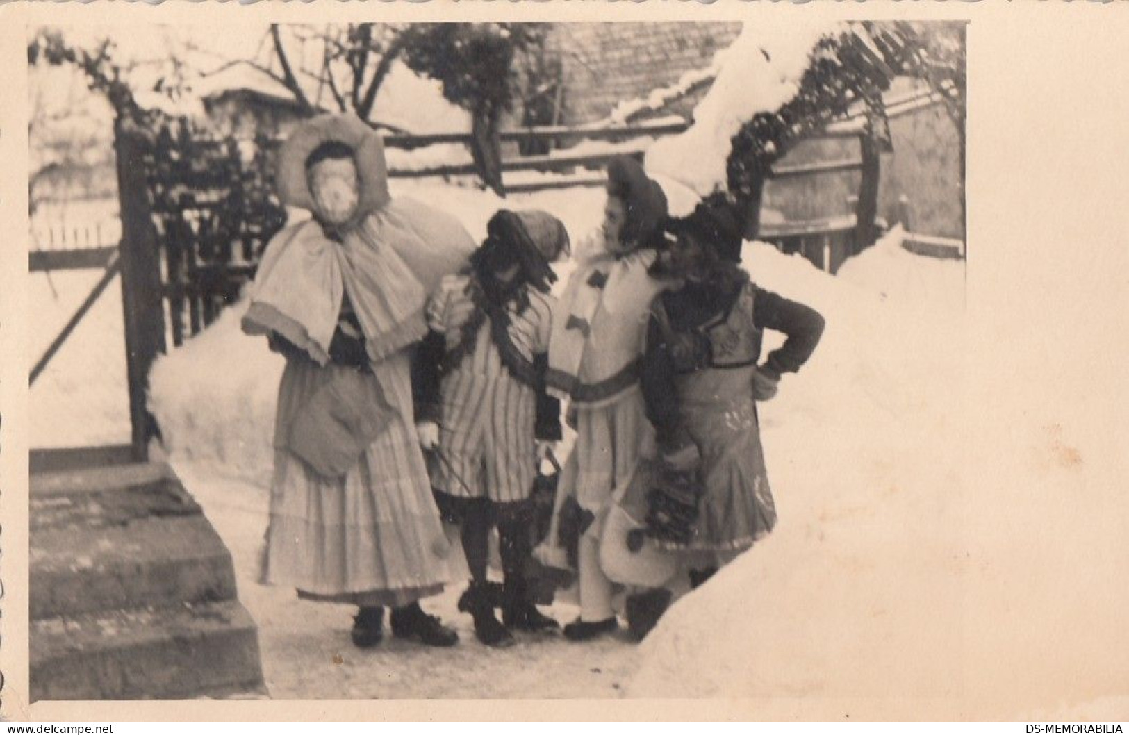 Children Dressed For Halloween Old Photo Postcard 1930s - Halloween