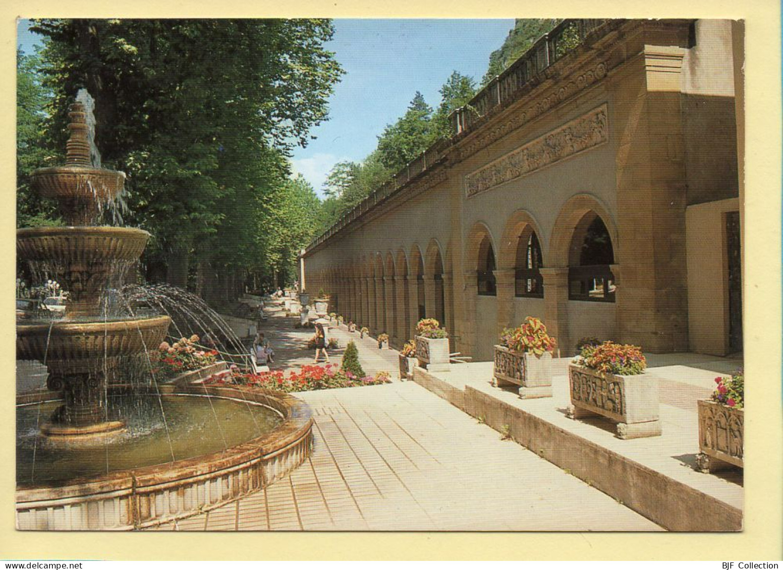 09. USSAT-LES-BAINS – Thermes FRAXINE (animée) (voir Scan Recto/verso) - Andere & Zonder Classificatie