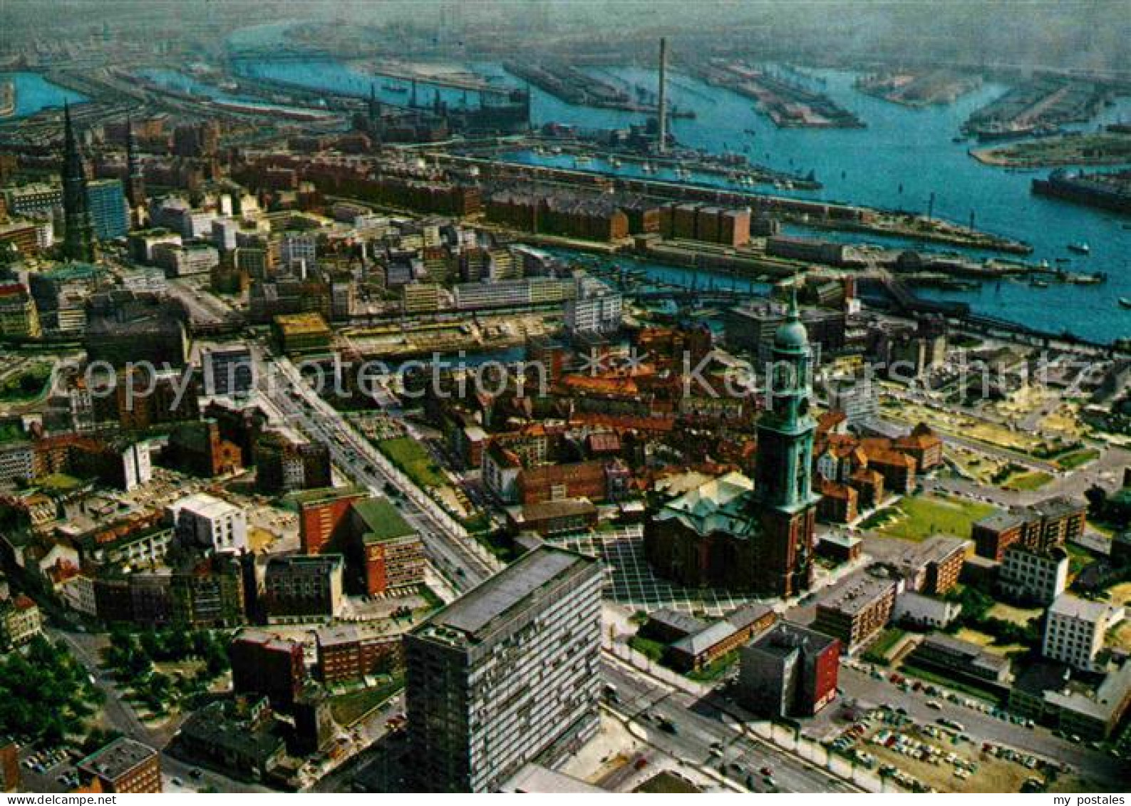 72878855 Hamburg Michel Wahrzeichen Ost West Strasse Blick Zum Hafen Fliegeraufn - Autres & Non Classés