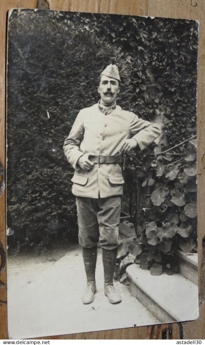 Carte Photo De Militaire Avec "40" Sur Le Col ............... BH-19128a - Regimente