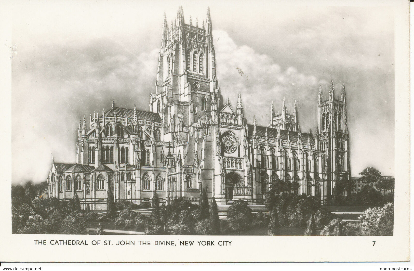 PC34284 The Cathedral Of St. John The Divine. New York City. Mainzer. RP - Wereld