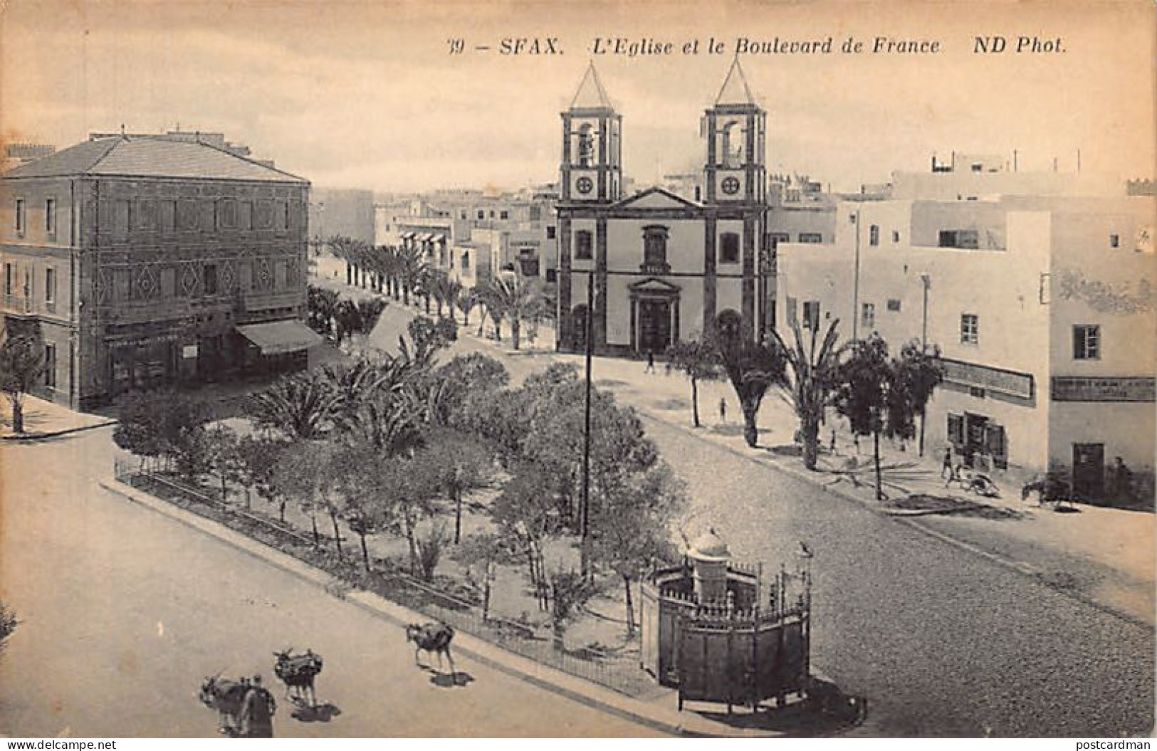 Tunisie - SFAX - L'église Et Le Boulevard De France - Ed. ND Phot. 39 - Tunisia