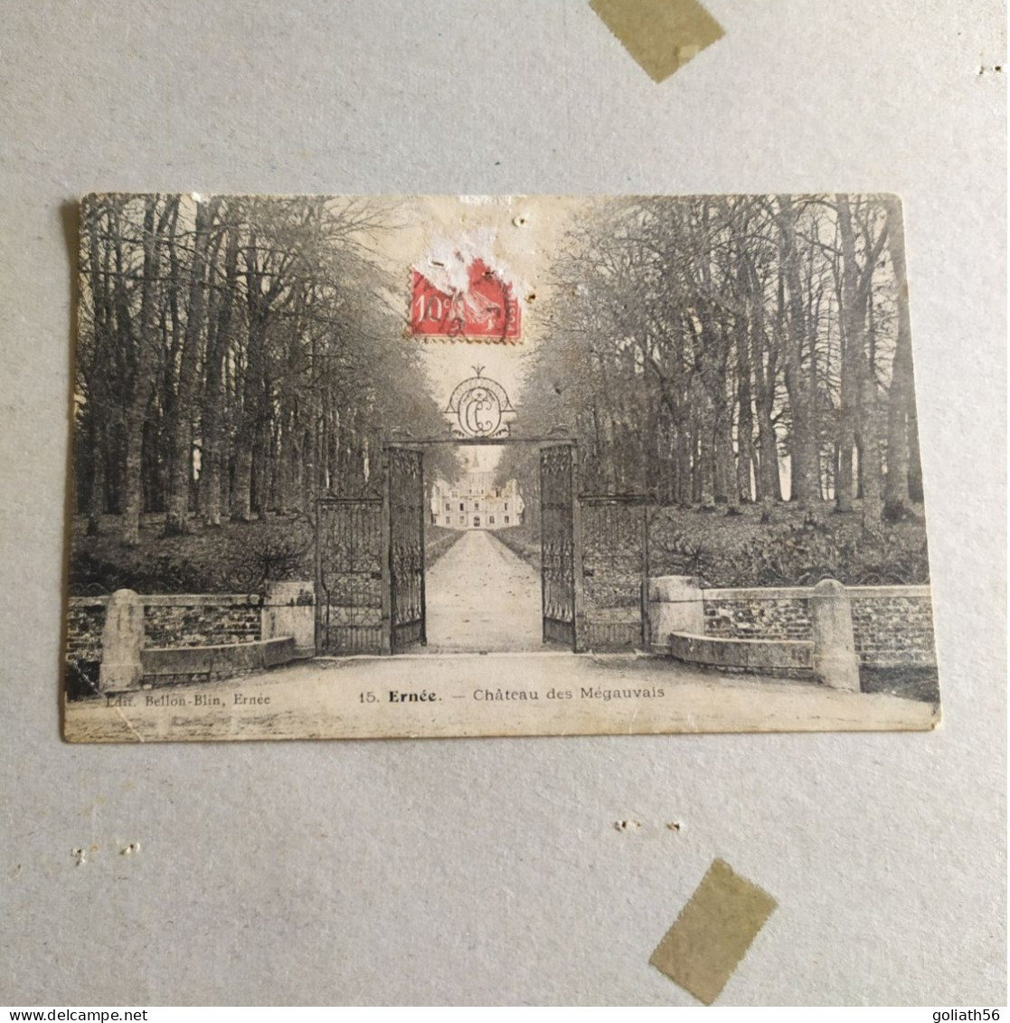 CPA De Ernée - Entrée Du Château Des Mégauvais - N°15 - Ernee