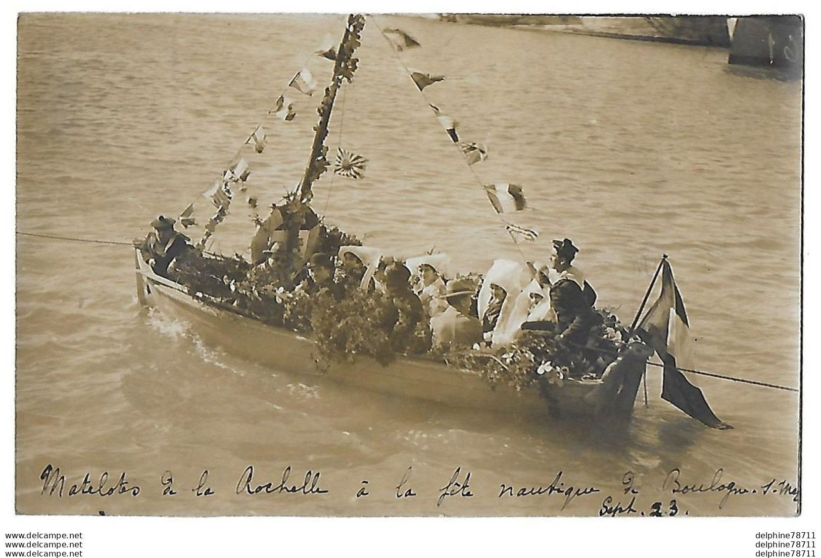 17- LA ROCHELLE    Carte-photo Matelots à La Fête Nautique  De Boulogne Sur Mer (1923) - La Rochelle