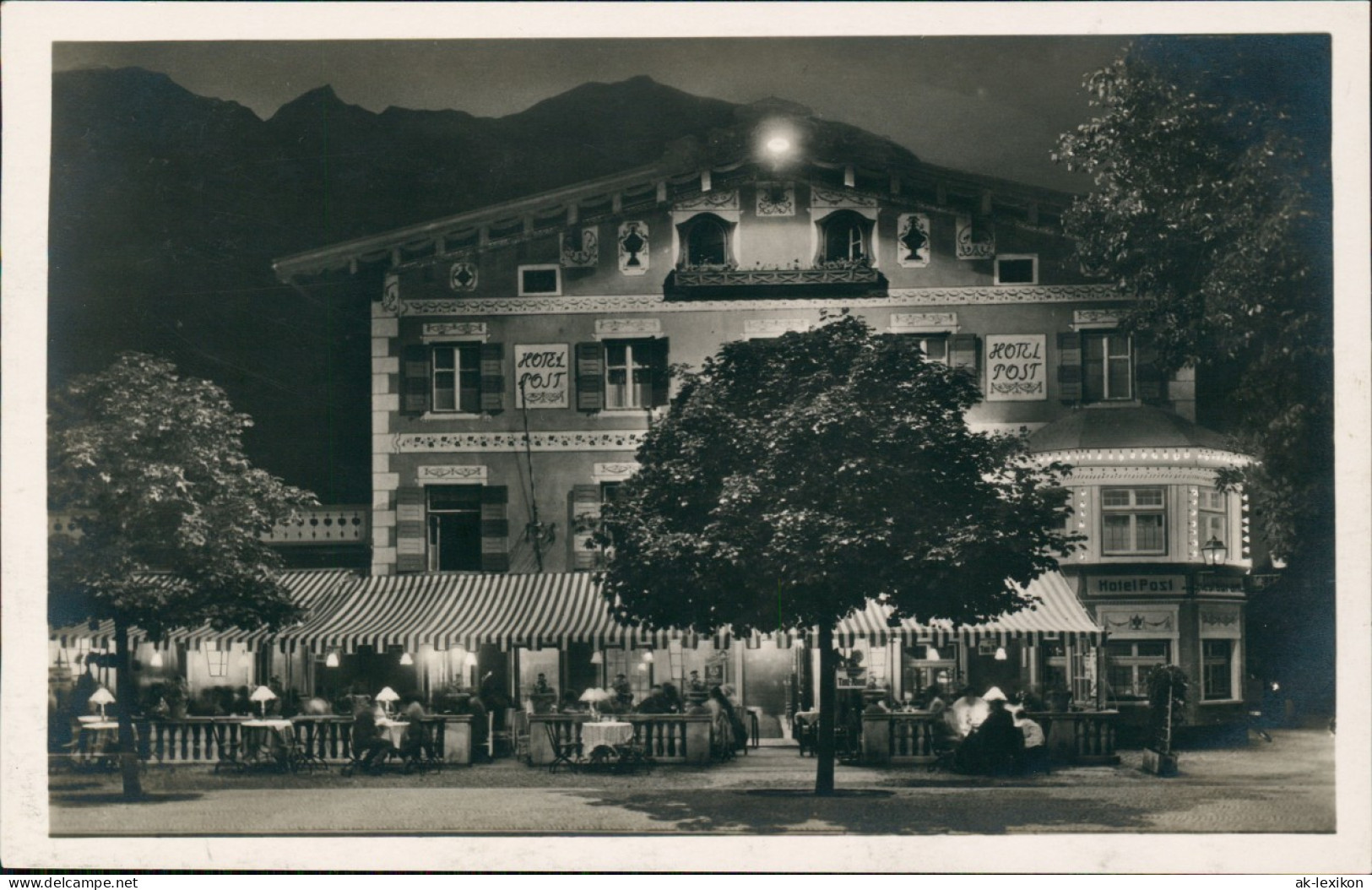 Ansichtskarte Garmisch-Partenkirchen Am Abend Vor Dem Posthotel 1929 - Garmisch-Partenkirchen